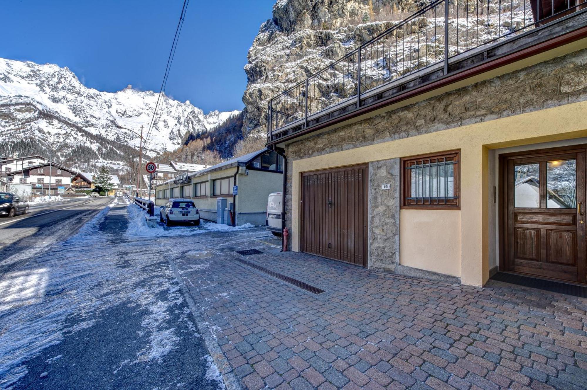 Appartamento Pontal 3 - Relax E Vista Sulle Montagne - Cour 0142 Courmayeur